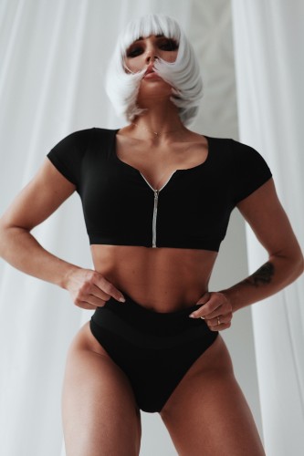 Топ Fitzona BLACK SWIMSUIT TOP WITH SLEEVES AND ZIPER