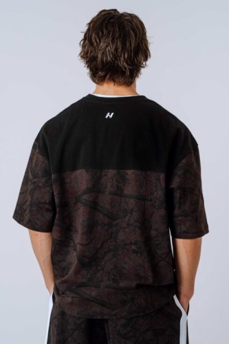 Футболка Nebbia Oversized Tee POWER Dark Brown Camo 898