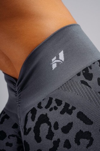 Леггинсы Nebbia Push-Up Compression Leopard Leggings PRIMAL Black Leopard 849