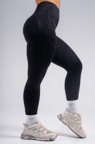 Леггинсы Nebbia High-Waist Extra Push-Up Leggings PRIMAL Black 850