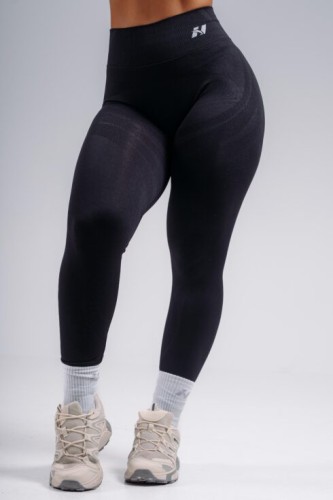 Леггинсы Nebbia High-Waist Extra Push-Up Leggings PRIMAL Black 850