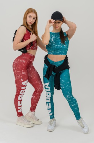 Топ Nebbia Crop tank top ROUGH GIRL Green 617