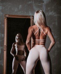 Топ Nebbia "NS" FITNESS BRA 647 Salmon