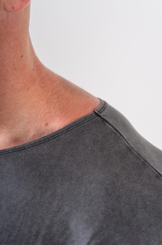 Футболка Nebbia Washed Rag Top GOLDEN AGE Black 788