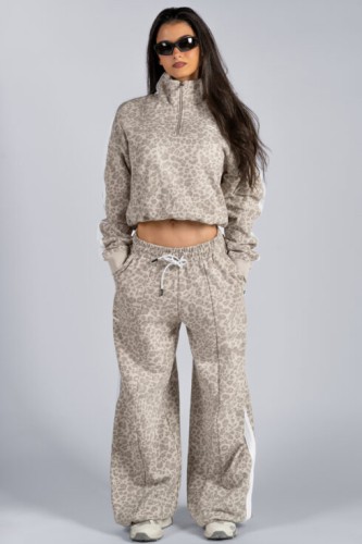 Штаны Nebbia Baggy Leopard Sweatpants PRIMAL Cream Leopard 865