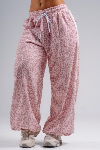 Штаны Nebbia Baggy Leopard Sweatpants PRIMAL Pink Leopard 865