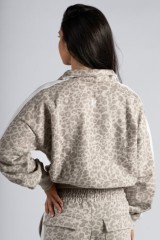 Кофта Nebbia Half-Zip Leopard Sweatshirt PRIMAL Cream Leopard 866