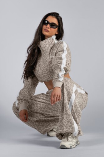 Кофта Nebbia Half-Zip Leopard Sweatshirt PRIMAL Cream Leopard 866