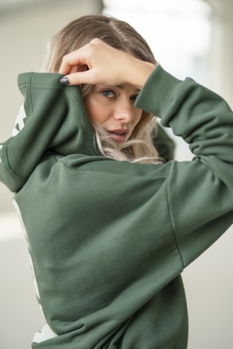 ХУДІ LOOSE FIT CROP HOODIE ICONIC DARK GREEN 421