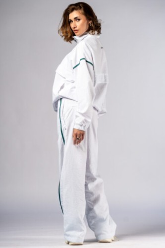 Куртка-Анорак женская Nebbia Clubhouse Half-Zip Top CLUB D’OR White 644