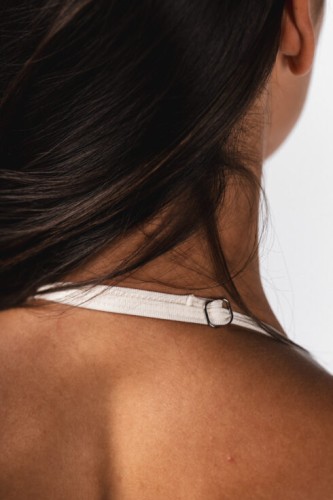 Топ Nebbia Lift-Up Sports Bra FLOW SEAMLESS Cream 495