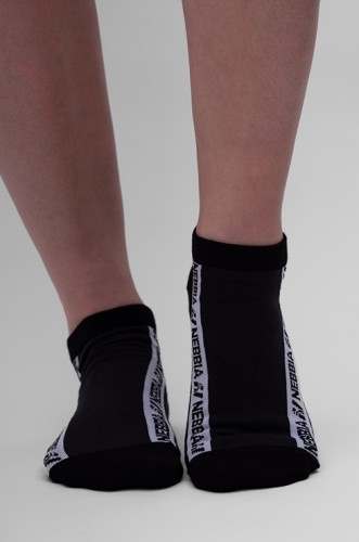 Носки NEBBIA "STEP FORWARD" Ankle Socks Black 110