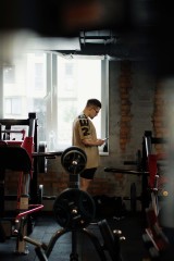 Футболка Nebbia Oversized T-shirt LIFTING CLUB Light Brown 353