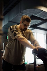 Футболка Nebbia Oversized T-shirt LIFTING CLUB Light Brown 353