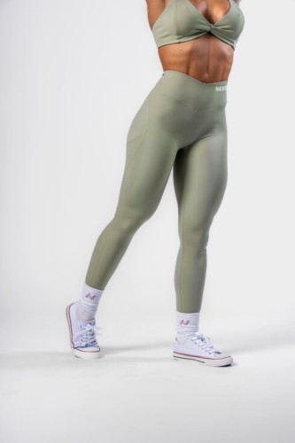 Легінси Nebbia V-Cut Lace-Up Sculpting Leggings OWN YOUR POWER Light Green 426