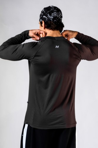 Лонгслив чоловічий Nebbia Seamless Long-Sleeve Top POWER Black 901