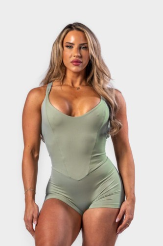 Комбінезон Nebbia Body-Enhancing Workout Jumpsuit STRONG BEAUTY Light Green 427